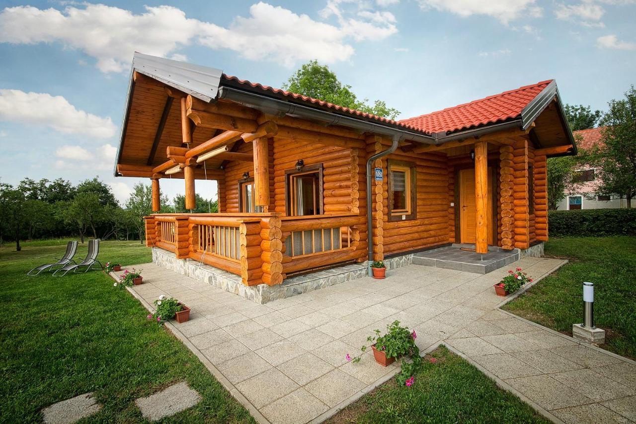 Country Lodge Vukovic Rakovica Eksteriør bilde